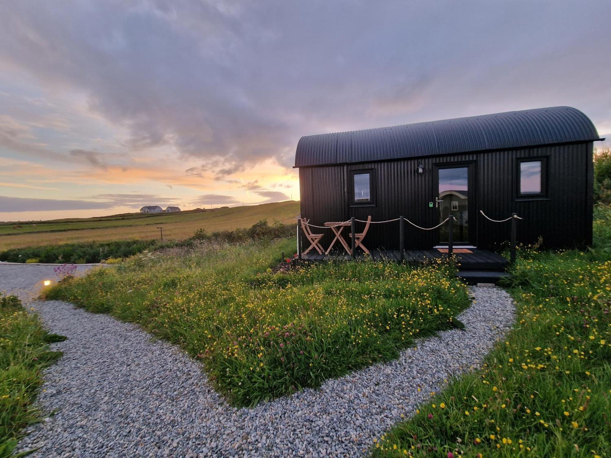 둘린 Wild Meadow Huts 빌라 외부 사진