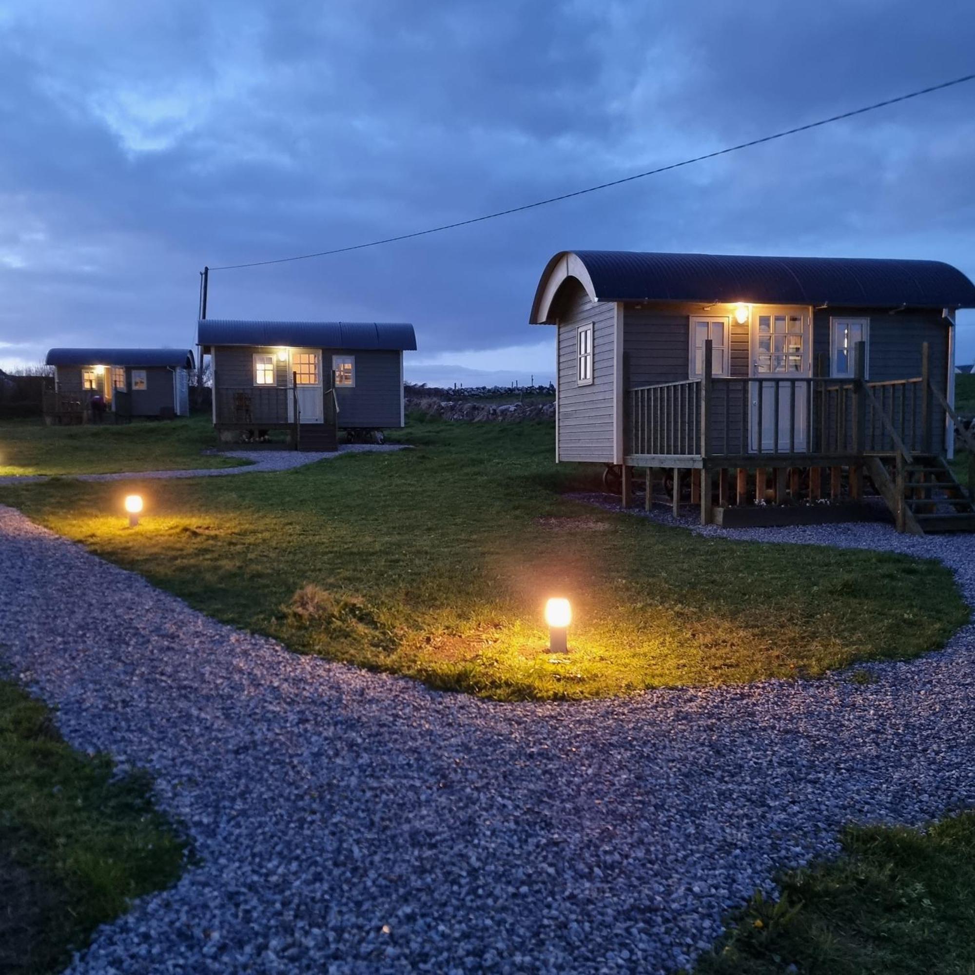 둘린 Wild Meadow Huts 빌라 외부 사진